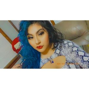 Meet your Posher, Sandra